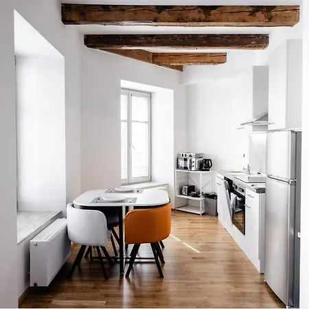 Apartment K2 *